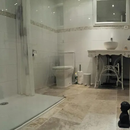 Villa La Chapelle - Private Heated Pool, Village Centre